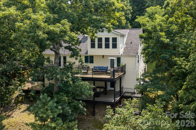 219 Echo Mountain View Road, Fairview, NC 28730