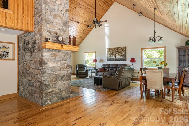 219 Echo Mountain View Road, Fairview, NC 28730