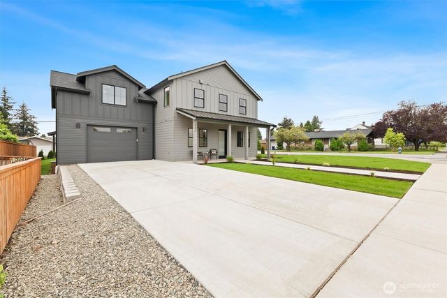 307 S 17th Street, Lynden, WA 98264