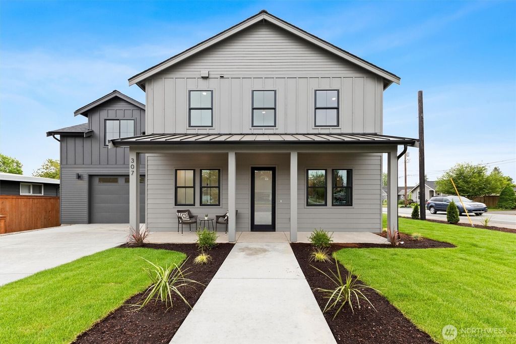 307 S 17th Street, Lynden, WA 98264