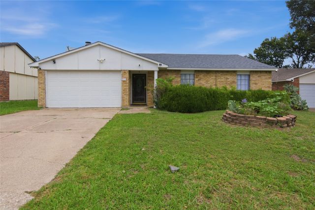 6941 Glendale Drive, North Richland Hills, TX 76182