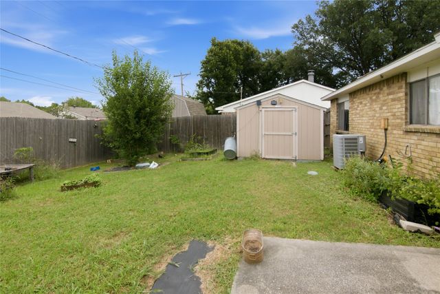 6941 Glendale Drive, North Richland Hills, TX 76182
