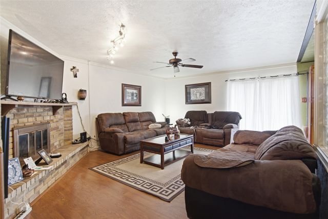 6941 Glendale Drive, North Richland Hills, TX 76182