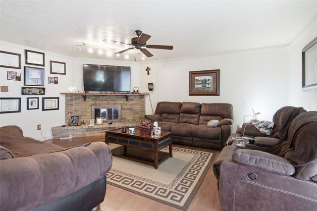 6941 Glendale Drive, North Richland Hills, TX 76182