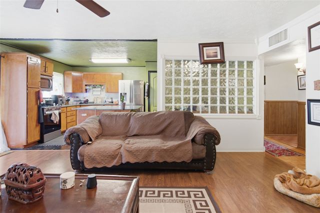 6941 Glendale Drive, North Richland Hills, TX 76182