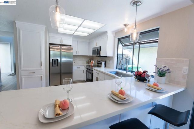 32941 Soquel St, Union City, CA 94587