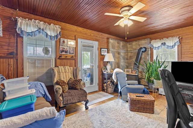 16 Gardner Road, Windham, NH 03087