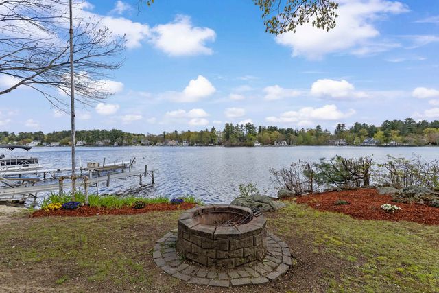 16 Gardner Road, Windham, NH 03087