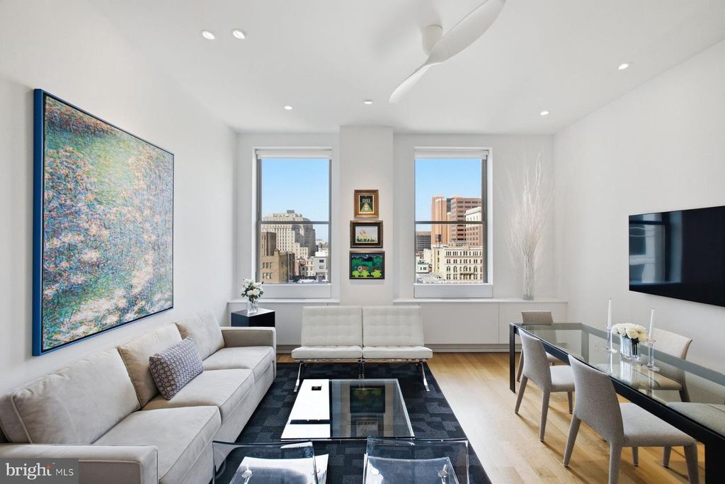 210 W WASHINGTON SQ #6N, PHILADELPHIA, PA 19106 — exterior