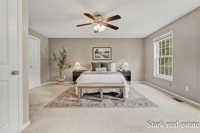3758 E Sternberg Road, Fruitport, MI 49415