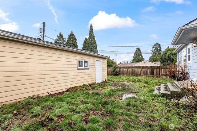 1009 S 63rd Street, Tacoma, WA 98408