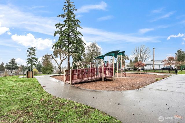 1009 S 63rd Street, Tacoma, WA 98408