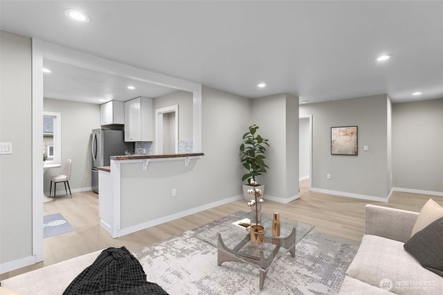 1009 S 63rd Street, Tacoma, WA 98408