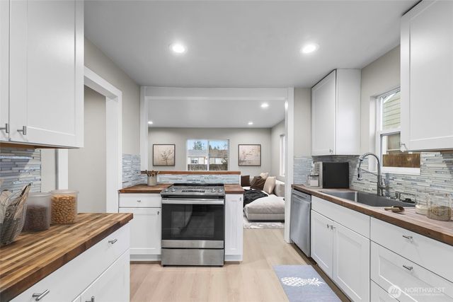 1009 S 63rd Street, Tacoma, WA 98408