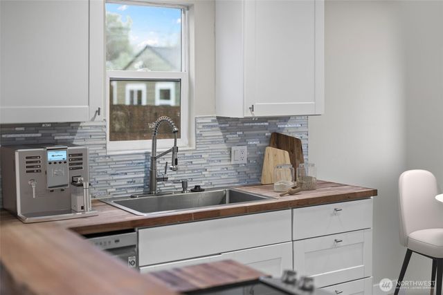 1009 S 63rd Street, Tacoma, WA 98408