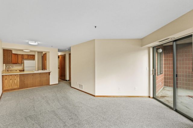 221 E Rockwood E Rockwood Blvd, Spokane, WA 99202