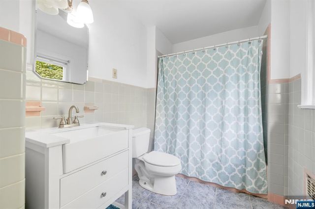 99 Oneida Avenue, Dumont, NJ 07628