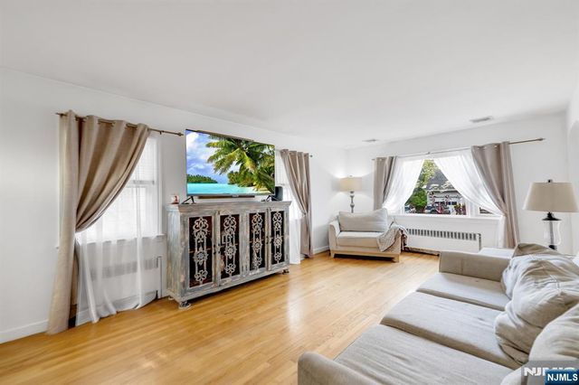 99 Oneida Avenue, Dumont, NJ 07628