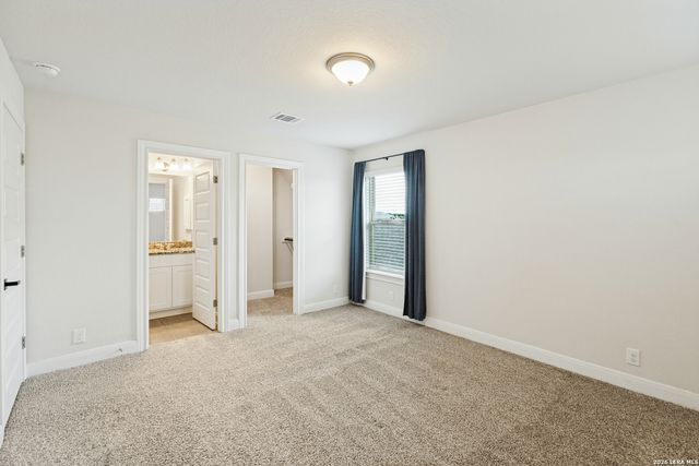 380 Valiant Valley, Cibolo, TX 78108