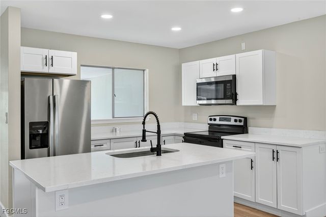 1300 Waite DR, North Fort Myers, FL 33903