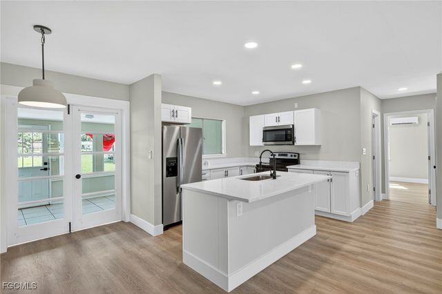 1300 Waite DR, North Fort Myers, FL 33903