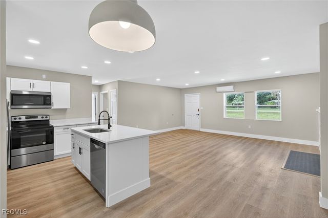 1300 Waite DR, North Fort Myers, FL 33903