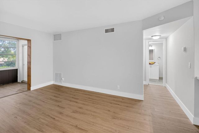 2213 NE 1st Court 204, Boynton Beach, FL 33435