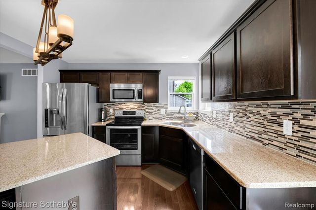 24219 Martindale Road, South Lyon, MI 48178