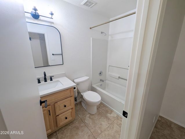 11807 N 76TH Avenue, Peoria, AZ 85345