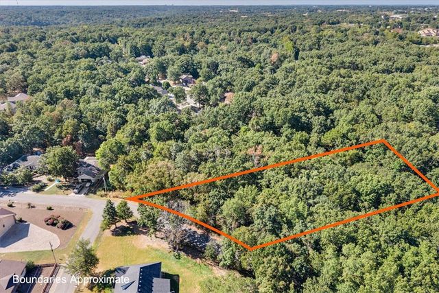 Cheddar Drive, Bella Vista, AR 72715