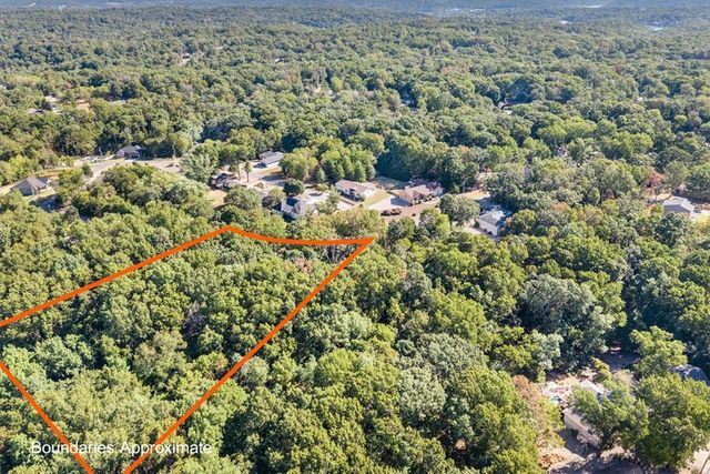 Cheddar Drive, Bella Vista, AR 72715