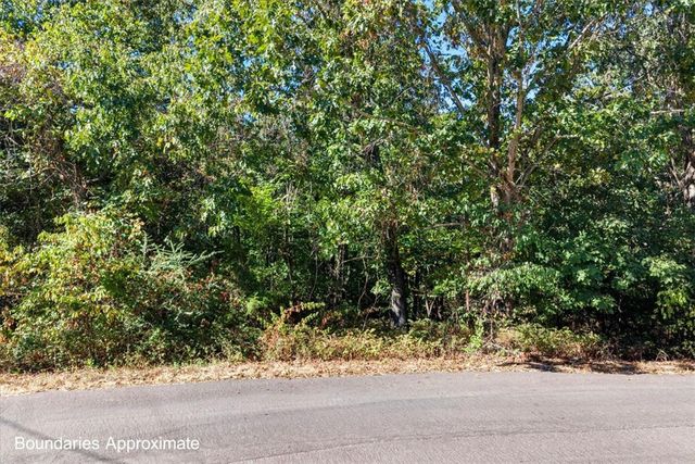 Cheddar Drive, Bella Vista, AR 72715