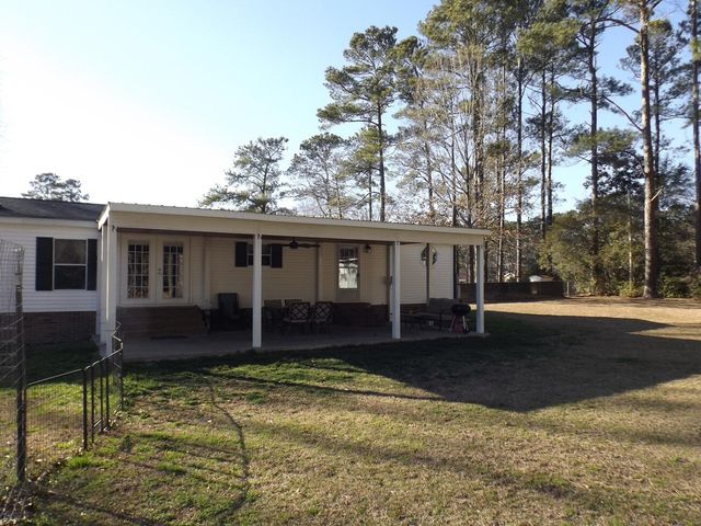1198 Moultrie Drive, Manning, SC 29102