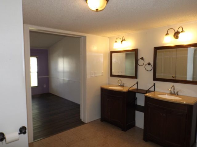 1198 Moultrie Drive, Manning, SC 29102