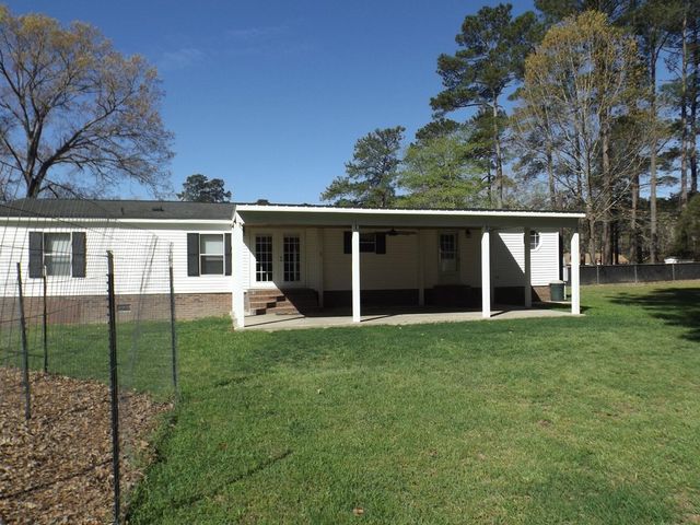 1198 Moultrie Drive, Manning, SC 29102
