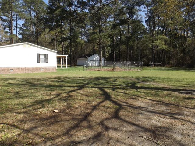 1198 Moultrie Drive, Manning, SC 29102