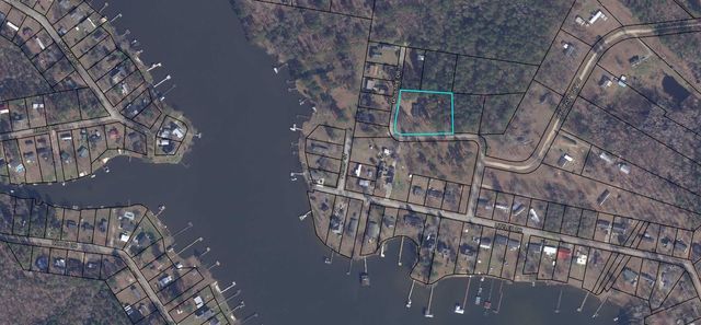 1198 Moultrie Drive, Manning, SC 29102