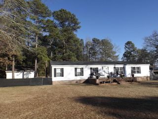 1198 Moultrie Drive, Manning, SC 29102