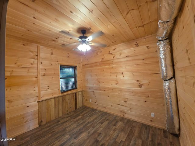 2560 Goose Gap Road, Sevierville, TN 37876