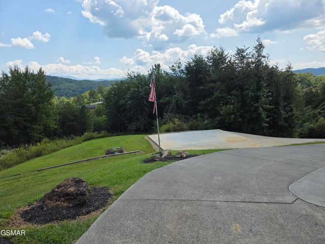2560 Goose Gap Road, Sevierville, TN 37876