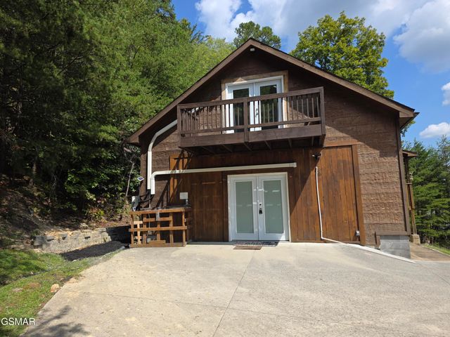 2560 Goose Gap Road, Sevierville, TN 37876