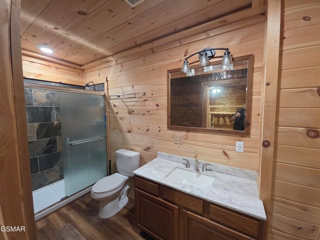 2560 Goose Gap Road, Sevierville, TN 37876