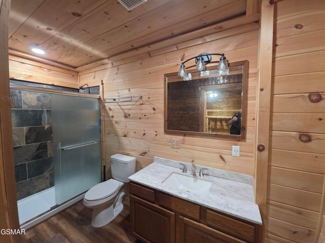 2560 Goose Gap Road, Sevierville, TN 37876