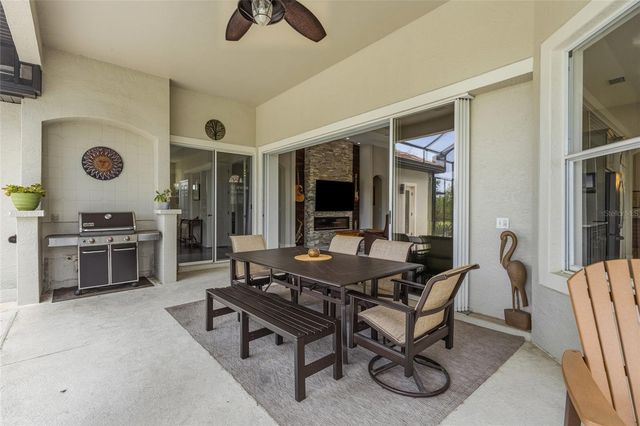 7622 DESERT INN WAY, Bradenton, FL 34202