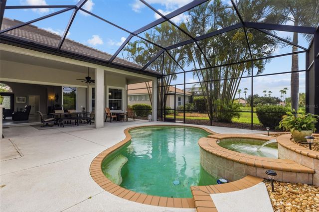 7622 DESERT INN WAY, Bradenton, FL 34202