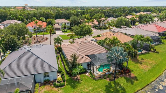 7622 DESERT INN WAY, Bradenton, FL 34202