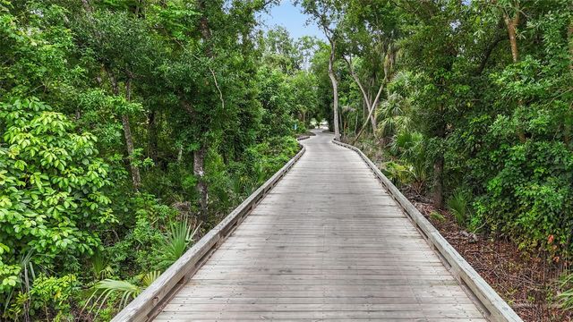 7622 DESERT INN WAY, Bradenton, FL 34202