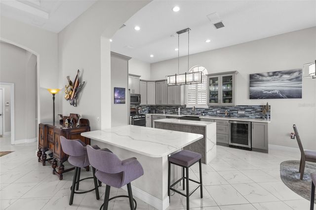 7622 DESERT INN WAY, Bradenton, FL 34202
