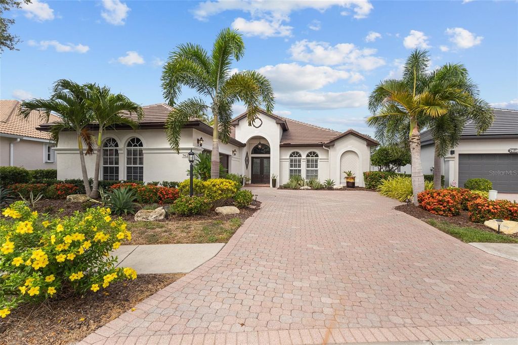 7622 DESERT INN WAY, Bradenton, FL 34202