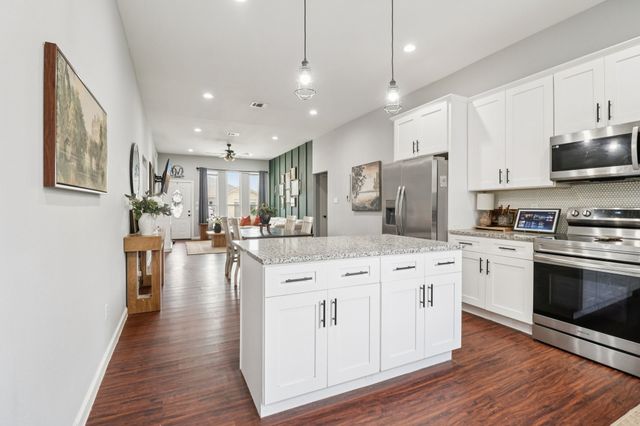 5719 Barkridge Drive, Granbury, TX 76048